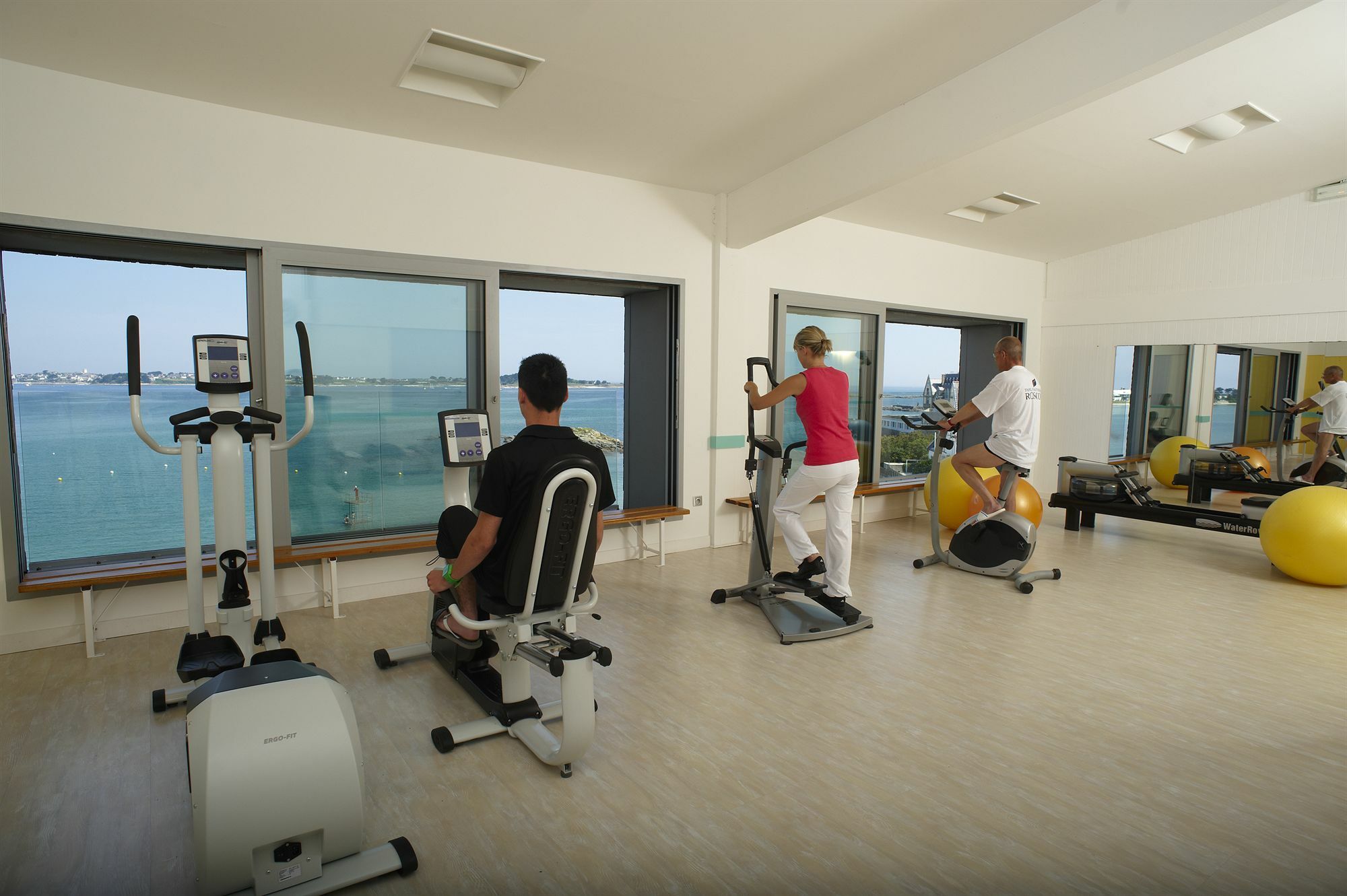 Hotel Valdys Thalasso & Spa - Beau Rivage Roscoff Kültér fotó